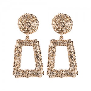 Coarse Texture Floral Geometric Design High Fashion Women Costume Earrings - Golden