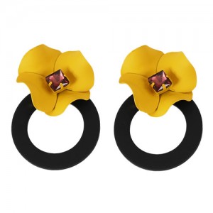Vintage Yellow Flower Attached Elegant Hoop Design Women Statement Earrings - Black