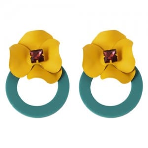 Vintage Yellow Flower Attached Elegant Hoop Design Women Statement Earrings - Green