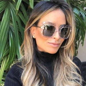 5 Colors Available Concave-convex Texture Bold Thick Frame Design High Fashion Women Sunglasses