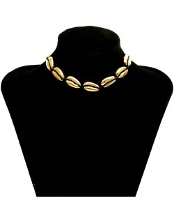 Alloy Seashell Vintage Style Women Costume Necklace - Golden + Black