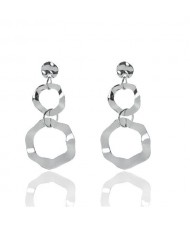 Irregular Linked Hoops Design High Fashion Costume Earrings - Silver