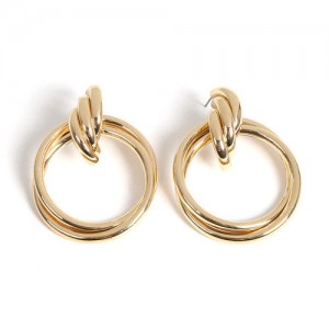 Graceful Mingled Hoops Alloy Women Statement Earrings - Golden