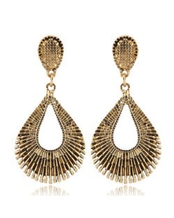 Vintage Style Hollow Waterdrop Shape Fashion Earrings - Golden