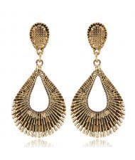 Vintage Style Hollow Waterdrop Shape Fashion Earrings - Golden
