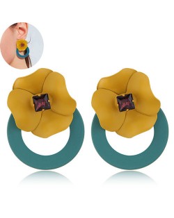 Sweet Flower Attached Dangling Hoop Fashion Earrings - Green