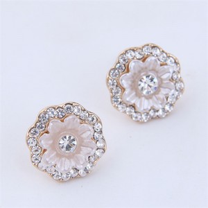 Pearl and Rhinestone Round Floral Design Korean Fashion Earrings