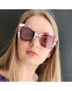 6 Colors Available Summer Fashion Bold Frame Cat Eye Women Sunglasses