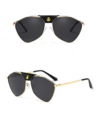 5 Colors Available Rivet Fashion Bold Frame Women Sunglasses