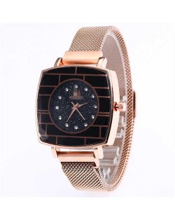 Shining Rhinestone Rimmed Square Design Wrist Watch - Golden