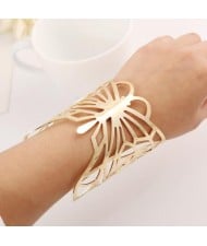 Hollow Butterfly Design Bold Fashion Alloy Bracelet