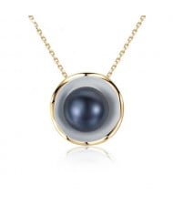 Pearl Inlaid Seashell Pendant Design Graceful 925 Sterling Silver Necklace - Black
