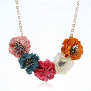 Sweet Cloth Flowers Women Fashion Necklace - Multicolor