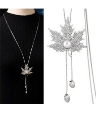 Pearl Inlaid Rhinestone Maple Pendant Design Long Chain Women Costume Necklace - Silver