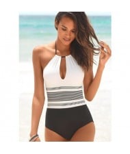 Black and White Contrast Color Strips Design One-piece Fashion Women Swimwear