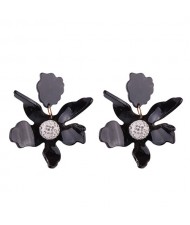 Rhinestone Inlaid Bold Flower Fashion Earrings - Black