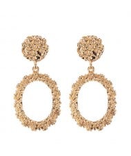 Glistening Fashion Alloy Dangling Hoop Women Earrings - Golden