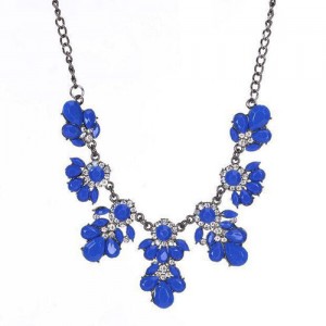 Resin Gems and Rhinestone Summer Style Flowers High Fashion Costume Statement Necklace - Royal Blue