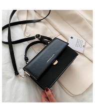 (4 Colors Available) Contrast Color Design Korean Fashion Women Handbag/ Shoulder Bag