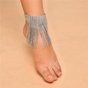 Shining Rhinestone Tassel Design Party Fashion Women Anklet - Silver