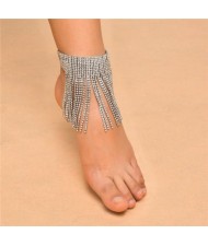 Shining Rhinestone Tassel Design Party Fashion Women Anklet - Silver
