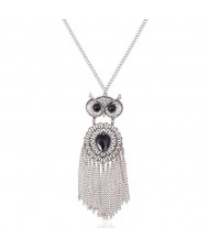 Resin Gem Embellished Vintage Night Owl with Tassel Design High Fashion Necklace - Silver