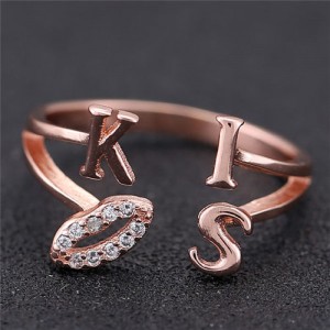 Sweet Kiss Fashion Women Ring - Golden