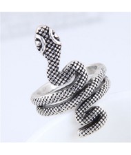Cute Vintage Snake Design High Fashin Ring