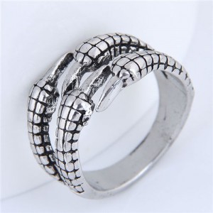 Unique Style Claw Design Vintage Fashion Ring