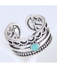 Gem Embellished Hollow Floral Pattern Open-end Vintage Fashion Ring 