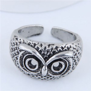 Night Owl Vintage Fashion Ring