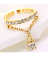 Cubic Zirconia Inlaid with Lock Pendant Design Women Fashion Ring - Golden