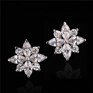 Cubic Zirconia Graceful Flower Design Women Earrings - Platinum