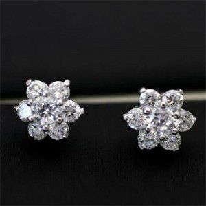 Cubic Zirconia Delicate Flowers Design Womn Earrings - 18k Platinum Plated