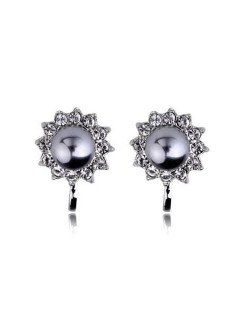 Gray Pearl Inlaid 18k Gold Plating Flower Patter Women Earrings