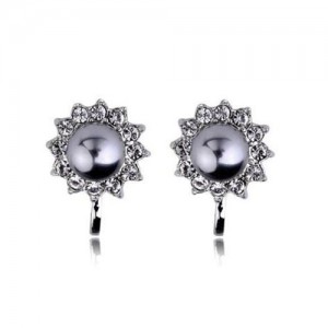 Gray Pearl Inlaid 18k Gold Plating Flower Patter Women Earrings