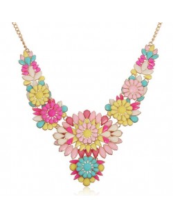 Resin Flowers Pinky Fashion Women Short Costume Necklace 