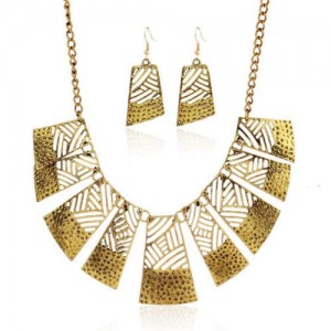 Vintage Hollow Style Trial Fashion Costume Necklace and Earrings Set