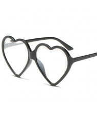 8 Colors Available Peach Heart Shape Frame High Fashion Women Sunglasses