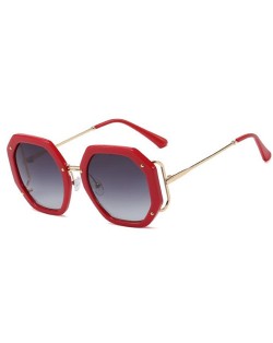 6 Colors Available Hexagon Shape Bold Frame with Golden Decoration Design High Fashion Sunglasses