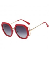 6 Colors Available Hexagon Shape Bold Frame with Golden Decoration Design High Fashion Sunglasses