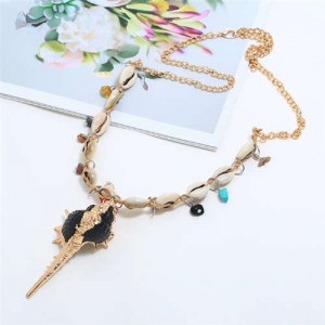 Conch Pendant Seashell Chain Design High Fashion Women Costume Necklace - Black