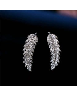 Cubic Zirconia Embellished Elegant Leaves Design 18k Platinum Plated Earrings