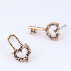 Czech Rhinestone Embellished Cute Lock and Key Design Women Sweet Fashion Earrings - Gray