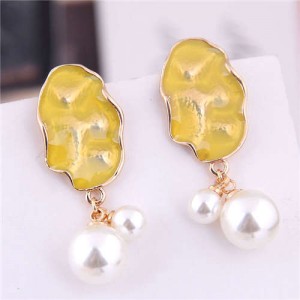 Coarse Texure with Pearl Tassel Women Fashion Earrings - Yellow