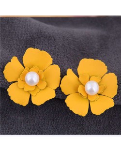Artificial Pearl Inlaid Painted Flower Alloy Earrings - Yellow