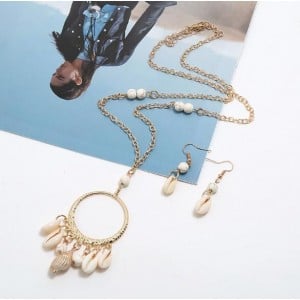 Turquoise Beads Decorated Seashell Tassel Hoop Pendant Design Women Fashion Necklace and Earrings Set - White