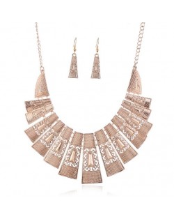 Unique Hollow Design Linked Bars High Fashion Women Bib Necklace - Rose Gold