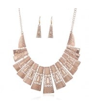 Unique Hollow Design Linked Bars High Fashion Women Bib Necklace - Rose Gold
