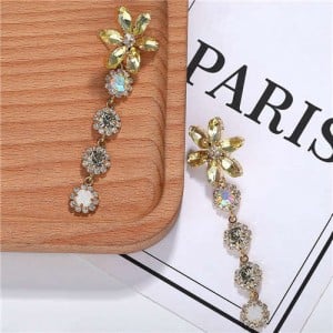 Rhinestone Cluster Tassel Elegant Flower Design High Fashion Women Earrings - Yellow